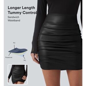 HALARA Black PU Ruched Mini Skirt